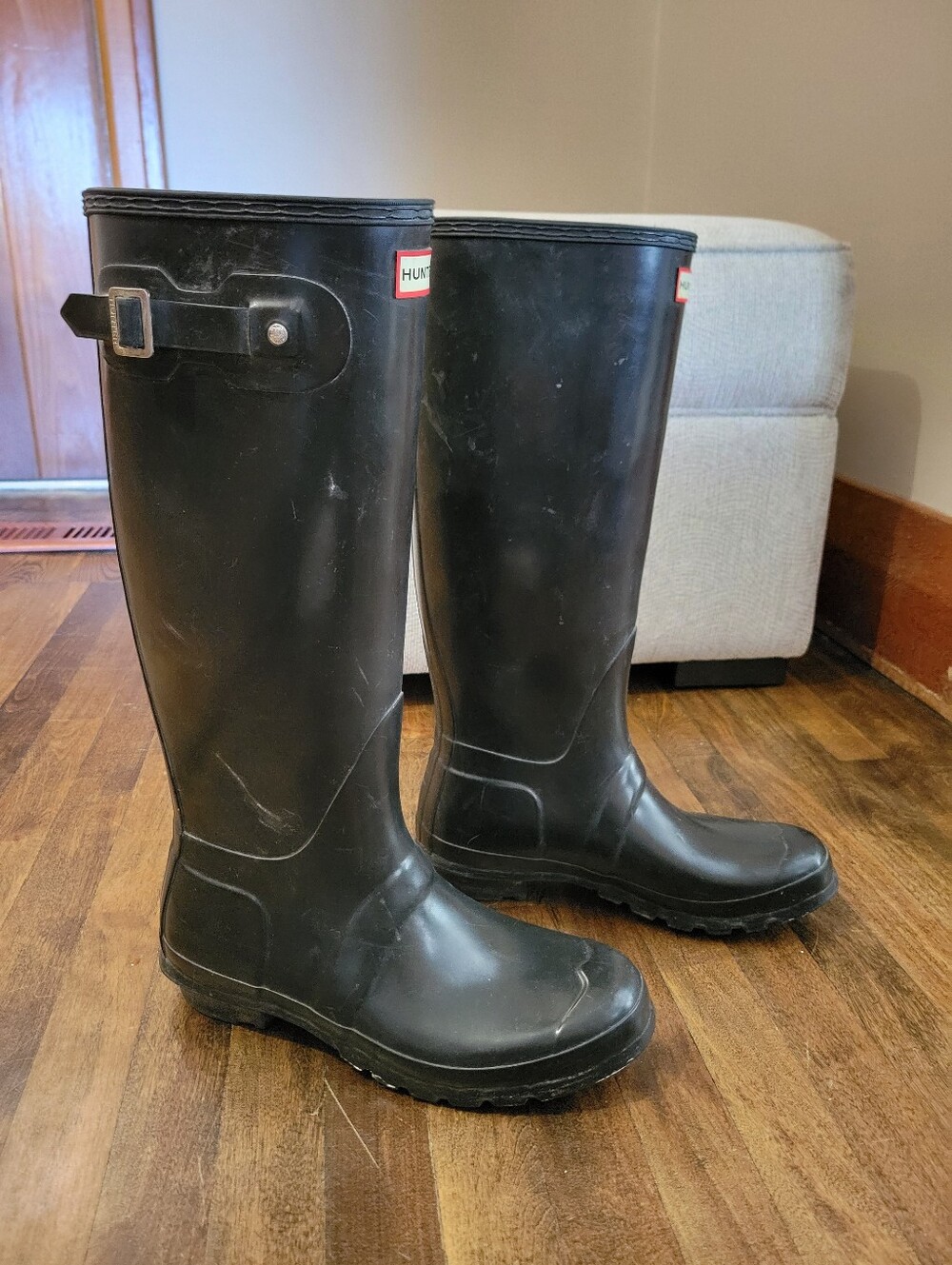 Black Hunter Boots - Picture 2 of 6